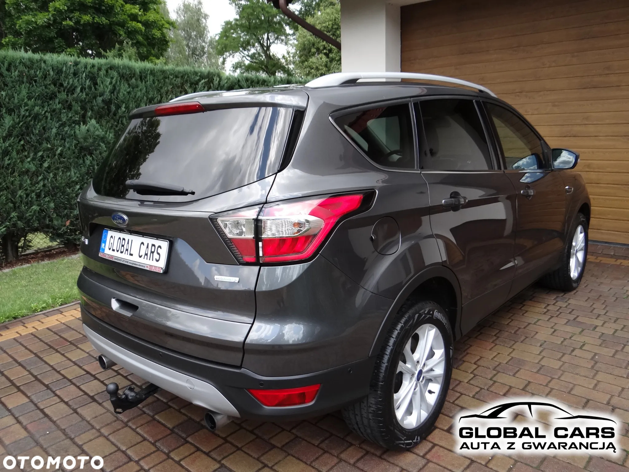 Ford Kuga 1.5 EcoBoost 2x4 Titanium - 3