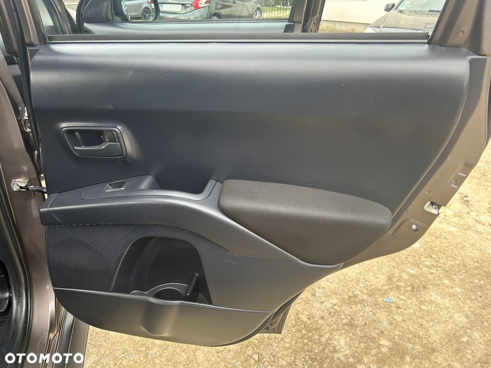 Mitsubishi Outlander 2.0 Intense + 2WD EU5 - 22