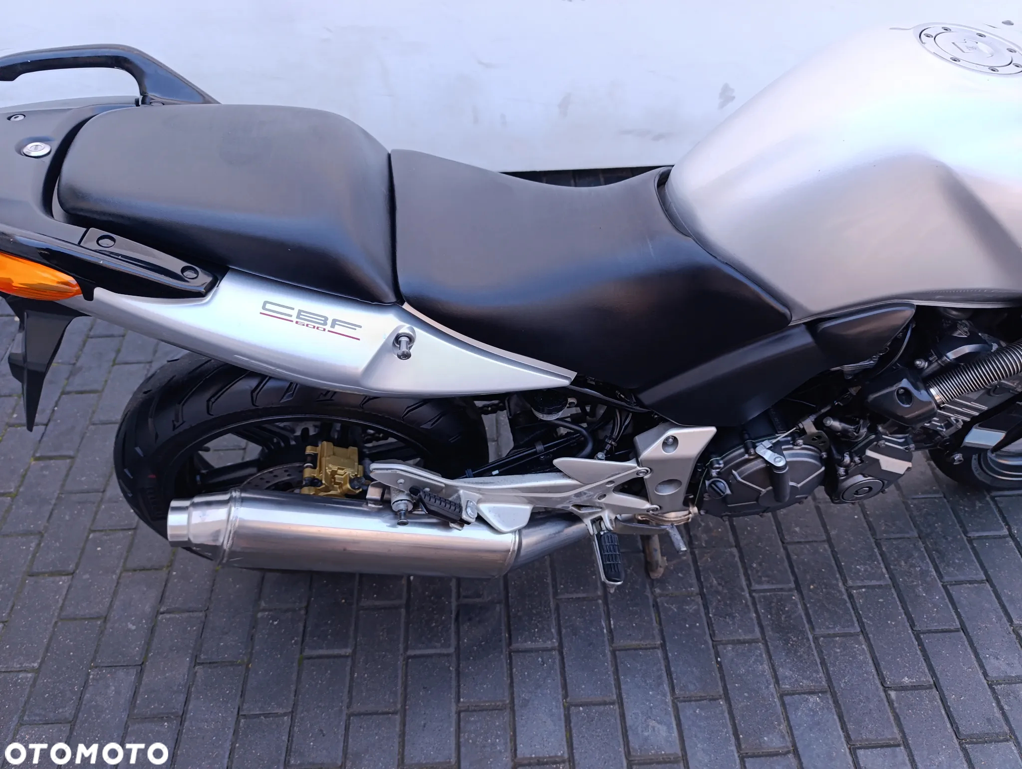 Honda CBF - 21