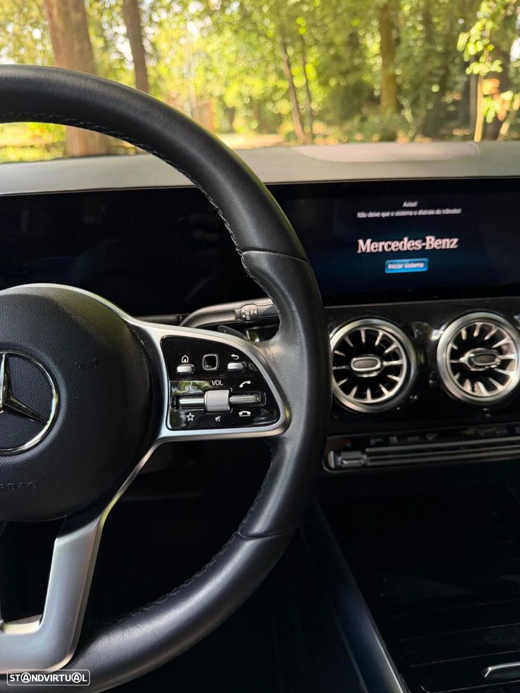 Mercedes-Benz GLA 250 e 8G-DCT Special Edition - 24