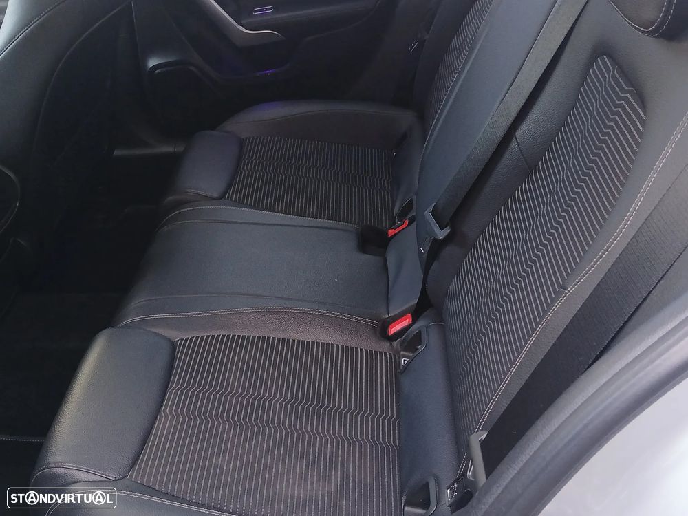 Mercedes-Benz A 180 Limousine d 7G-DCT Progressive - 19