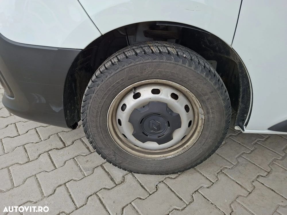 Renault Trafic 2.0 Blue dCi 120 Combi L1H1 8+1 locuri Authentique - 8