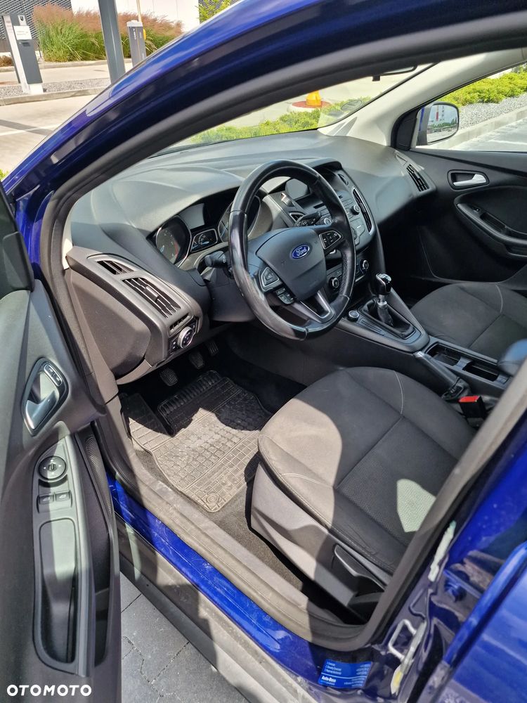 Ford Focus 1.5 TDCi Trend - 6