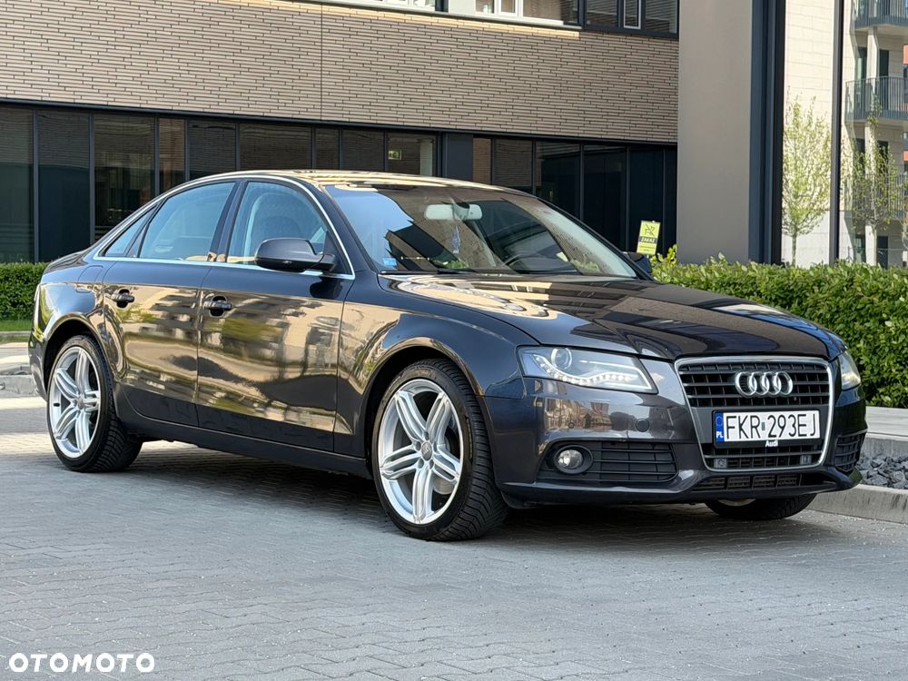 Audi A4 Limousine 2.0 TDI DPF multitronic Ambition - 8