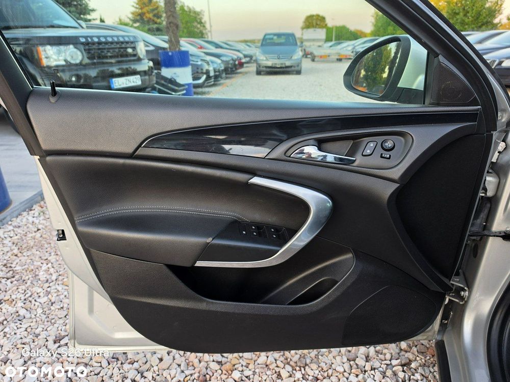 Opel Insignia - 28