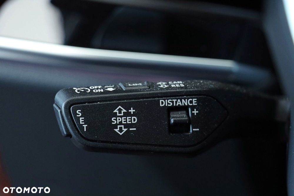 Audi A8 - 32