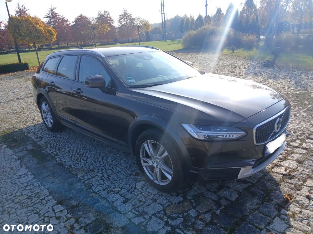 Volvo V90 Cross Country D4 AWD - 12