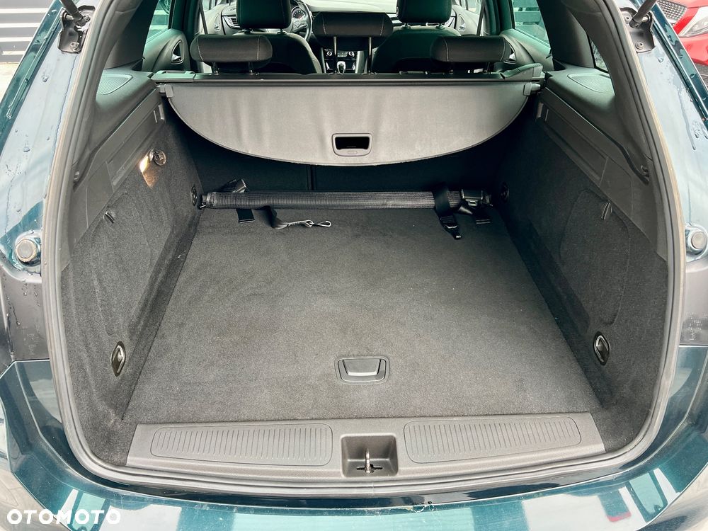 Opel Astra 1.4 Turbo Dynamic - 27