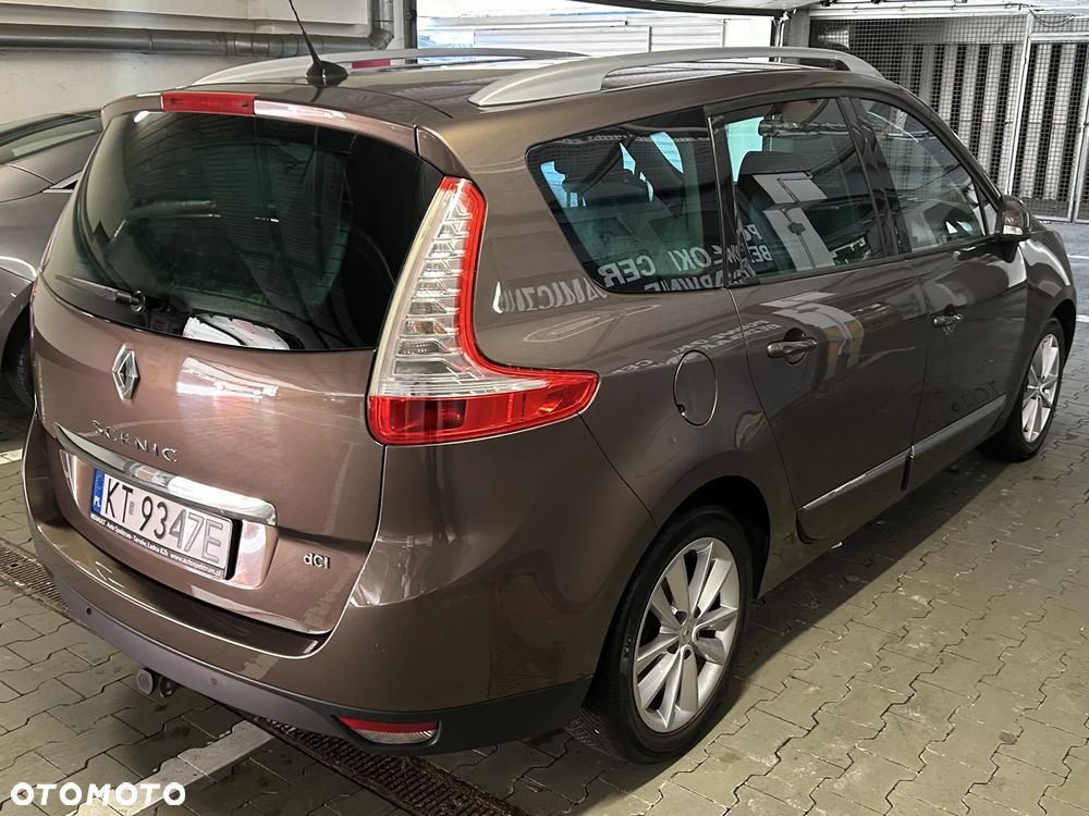 Renault Scenic 1.6 dCi Energy Privilege - 13