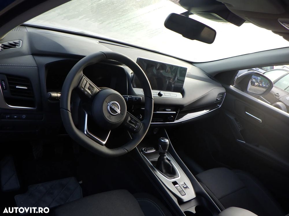 Dezmembrez Nissan Qashqai 1.3 Benzina   ,an 2023 , - 4
