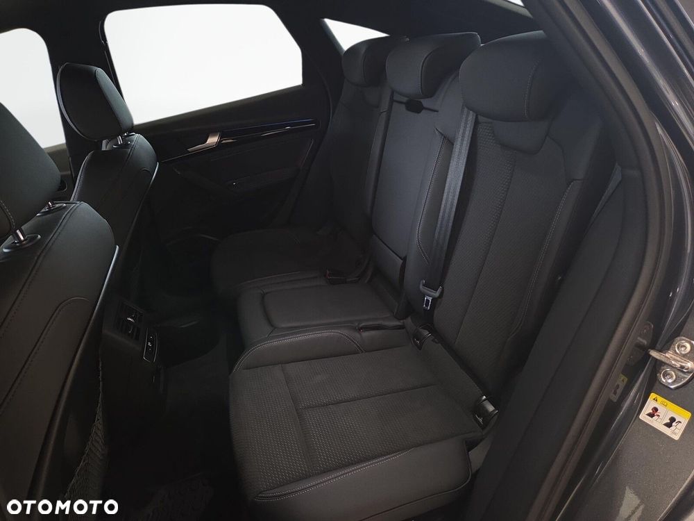 Audi Q5 Sportback - 13