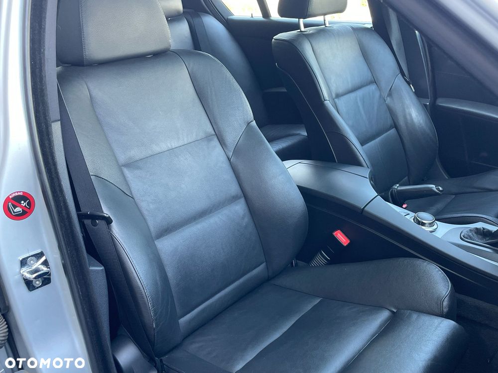 BMW Seria 5 525i - 21
