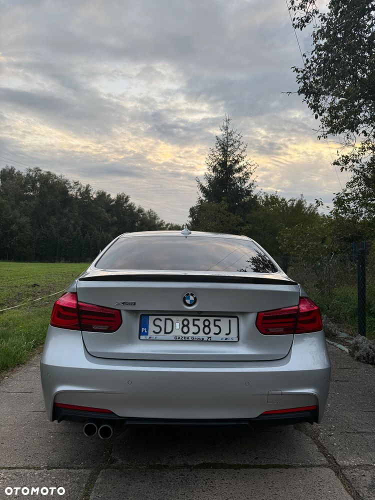 BMW Seria 3 320d xDrive Sport Line - 5