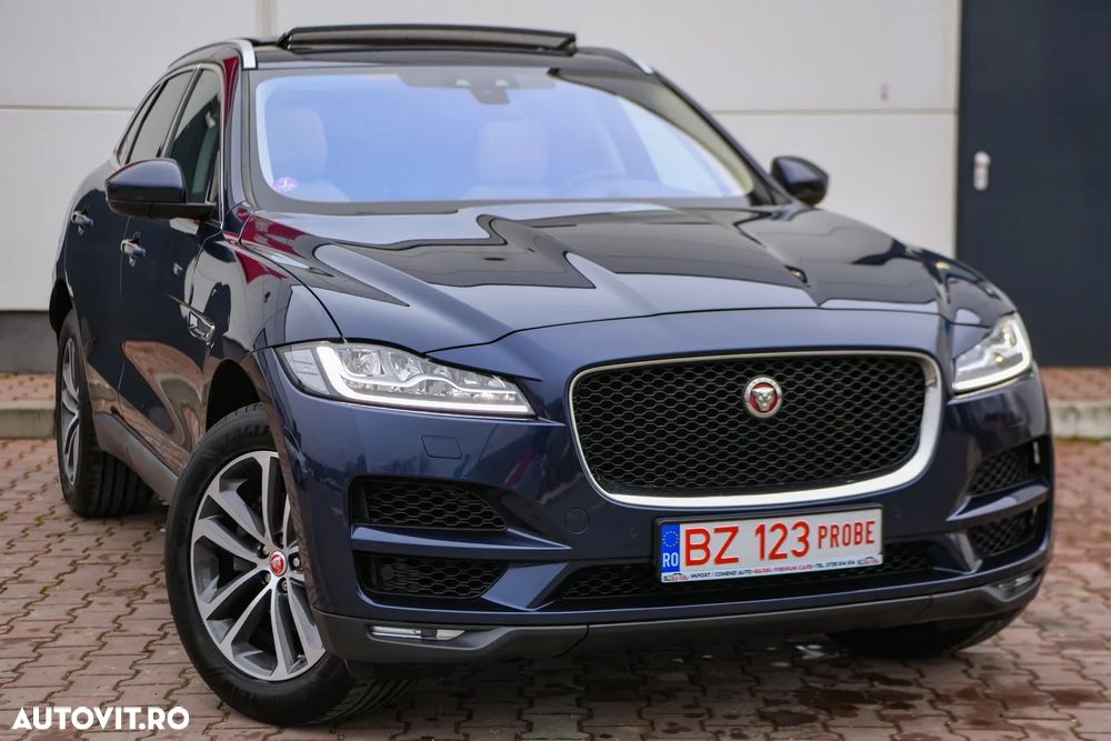 Jaguar F-Pace 25t AWD Portfolio - 39
