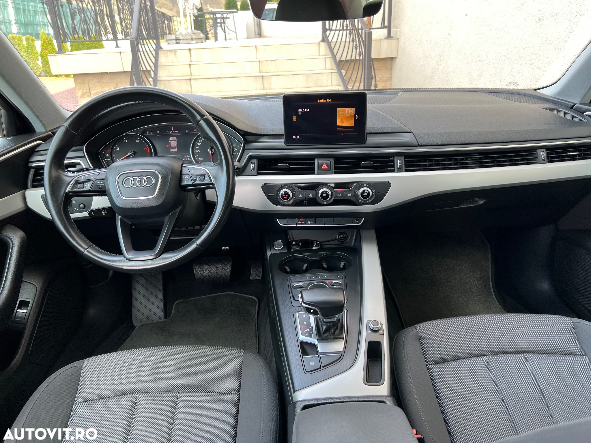 Audi A4 2.0 TDI DPF multitronic Ambiente - 6