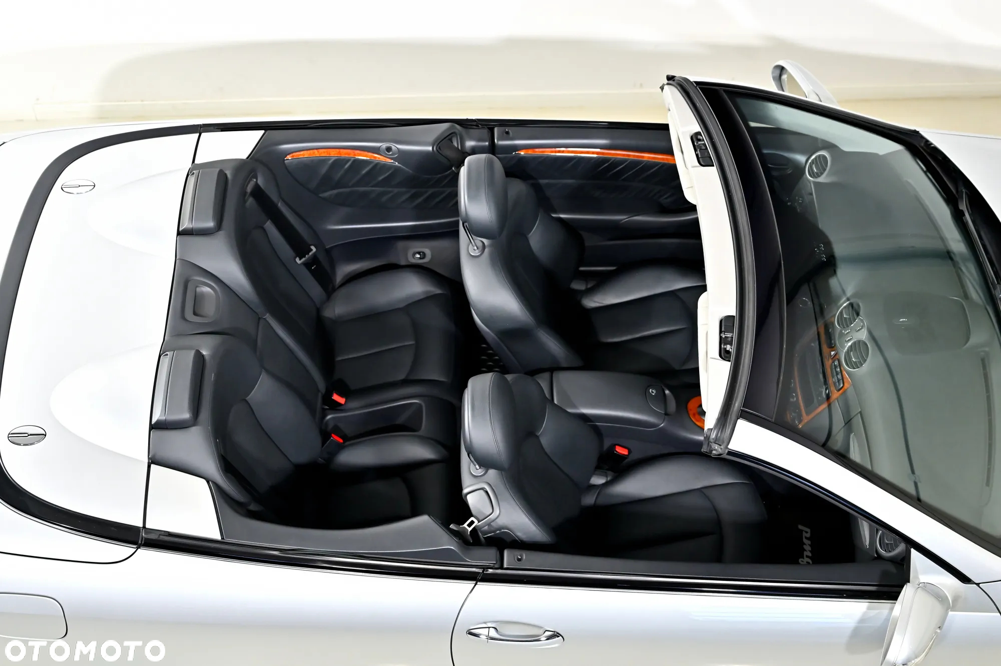 Mercedes-Benz CLK 320 - 39