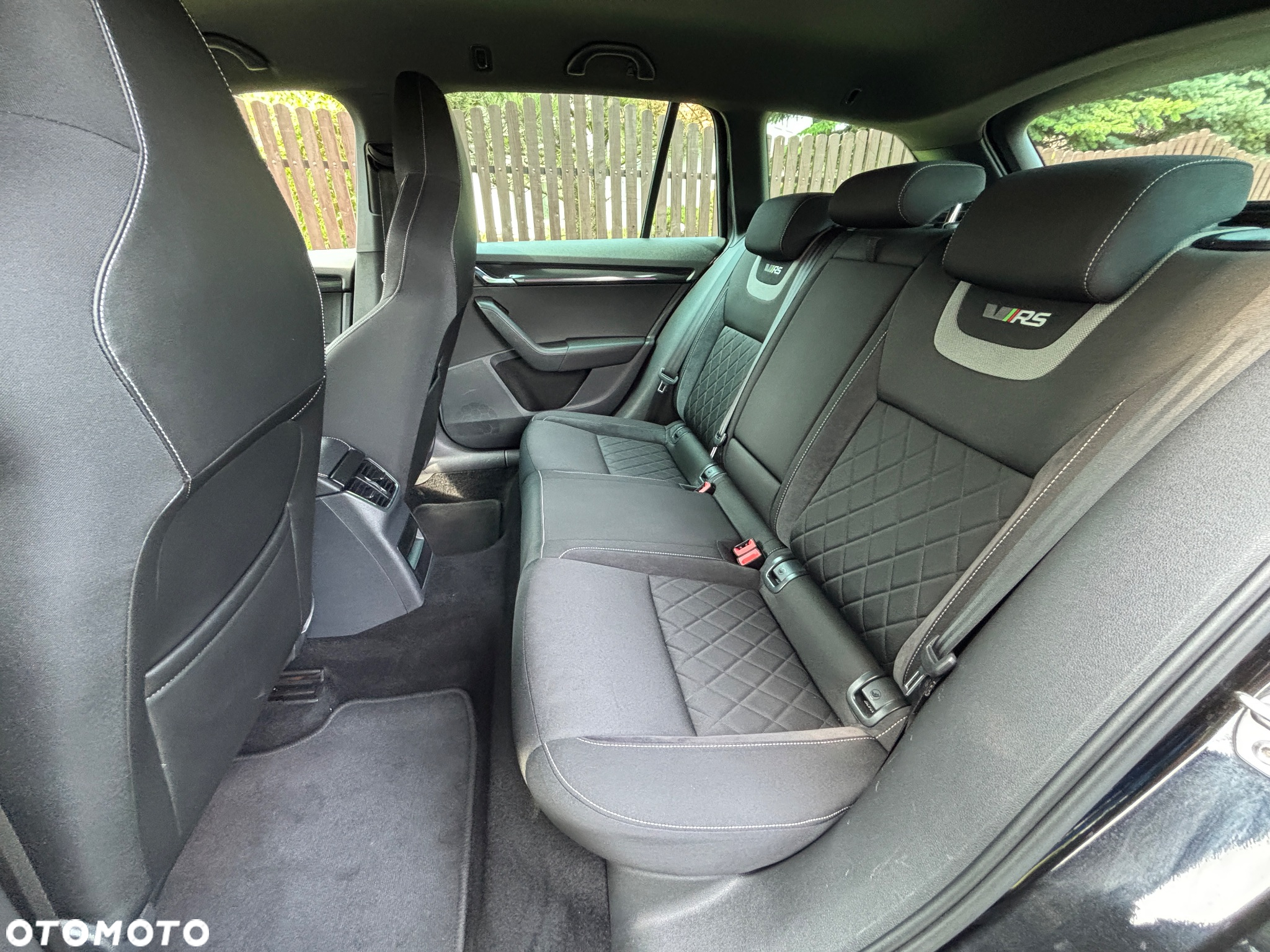 Skoda Octavia Combi 2.0 TDI RS - 18