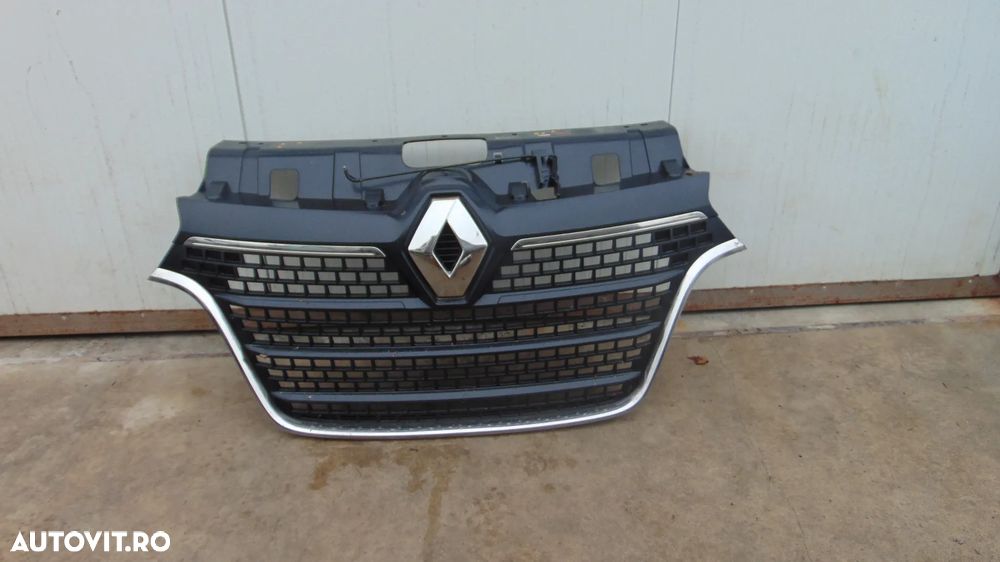 Grila bara fata originala Renault Master 4 an 2019-2023 cod 23106263R - 2