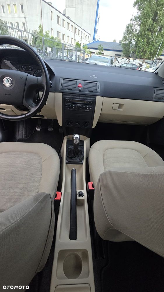 Skoda Fabia - 9