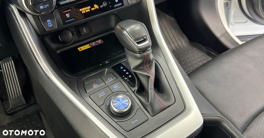 Toyota RAV4 2.5 Plug-In Hybrid Style 4x4 - 29