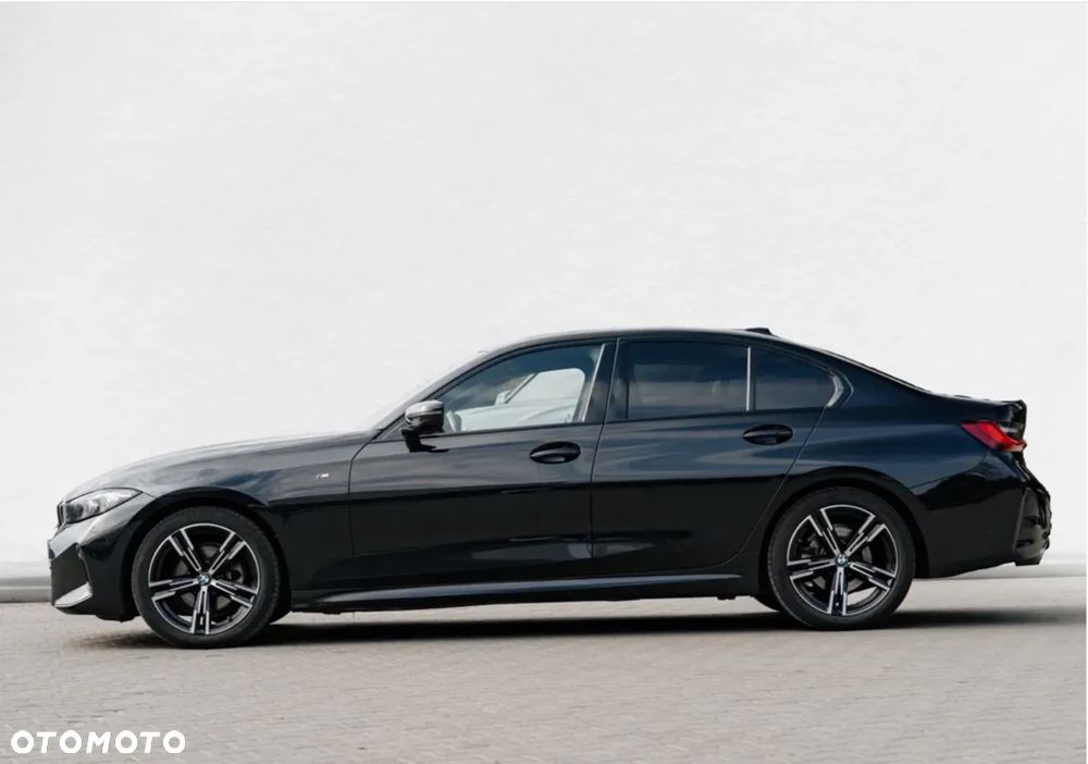 BMW Seria 3 320d xDrive mHEV sport - 3
