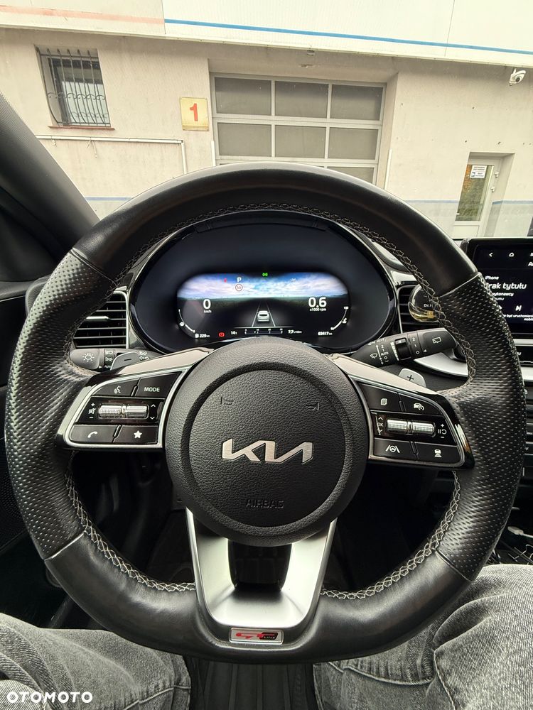 Kia ProCeed - 10