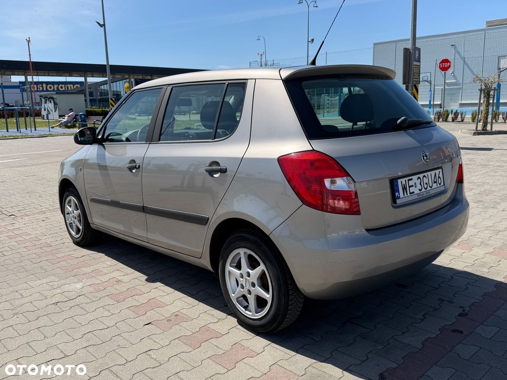Skoda Fabia 1.2 HTP - 11