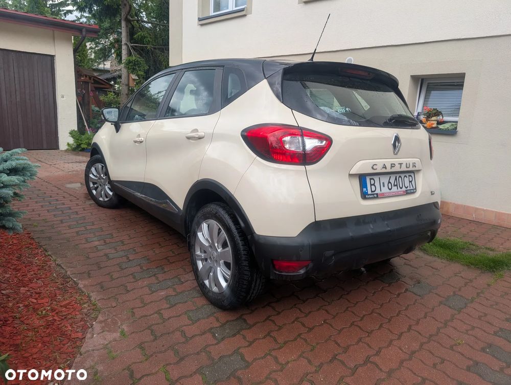 Renault Captur 0.9 Energy TCe Night&Day - 3