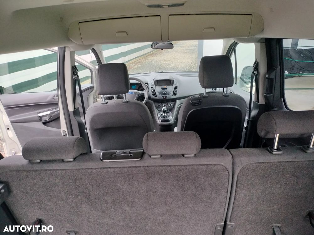 Ford Tourneo Connect - 14