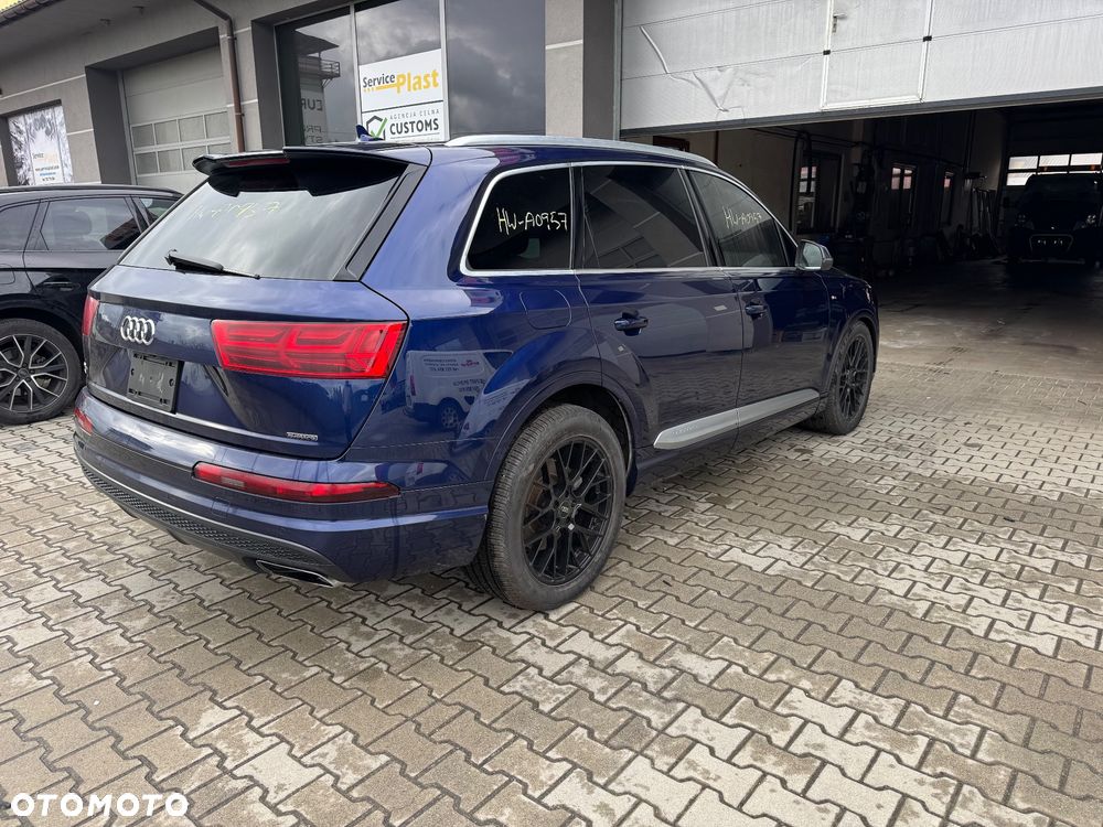 Audi Q7 3.0 TFSI Quattro Tiptronic - 8