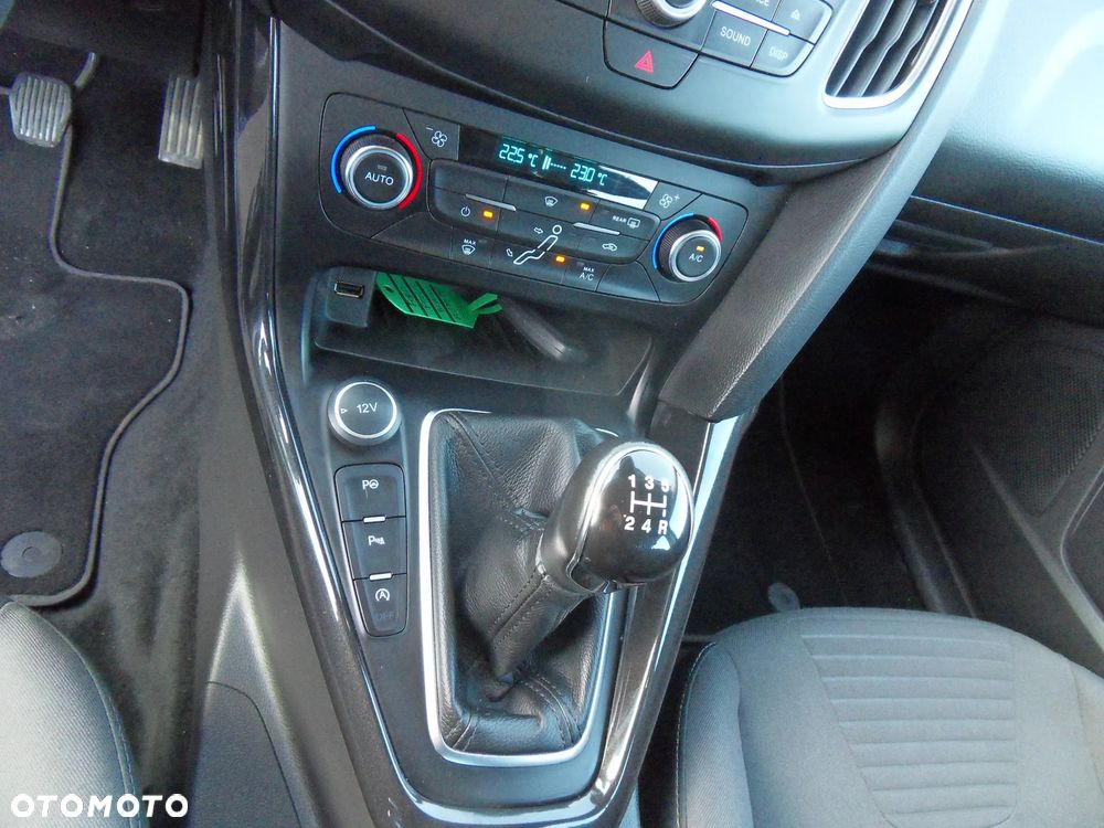 Ford Focus 1.0 EcoBoost 99g Titanium - 16