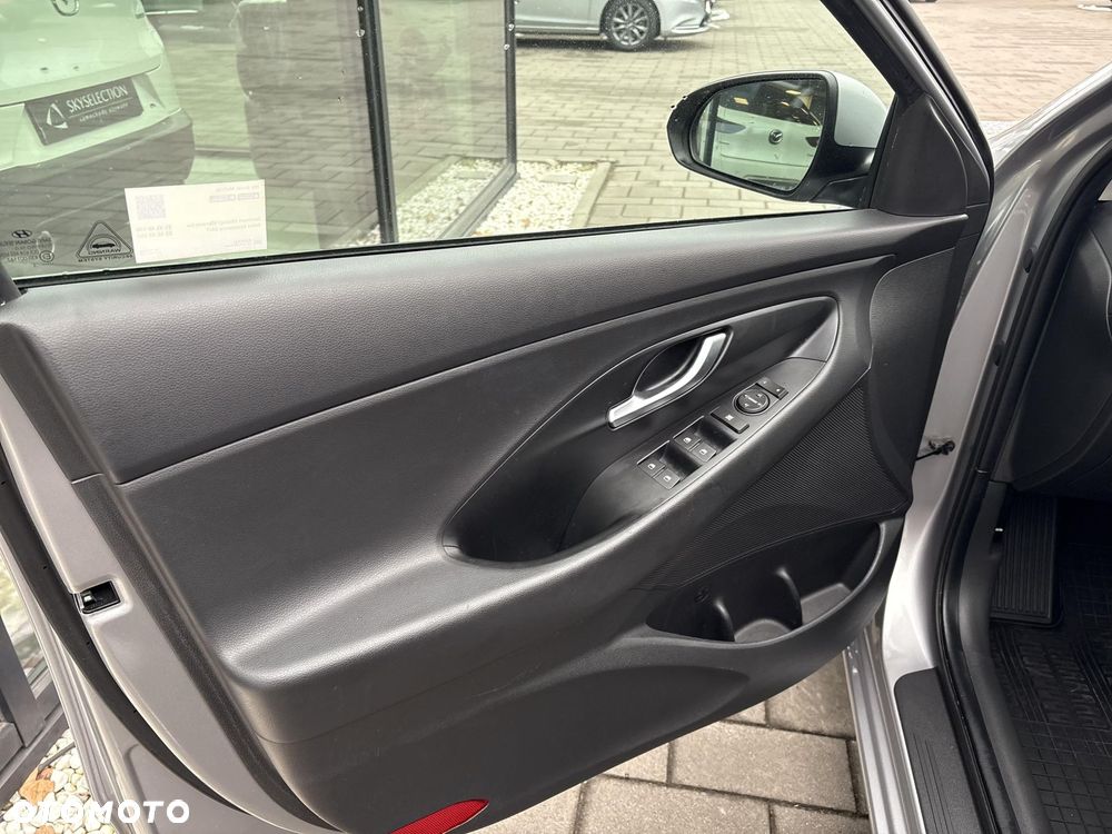 Hyundai i30 1.5 DPI Modern - 10