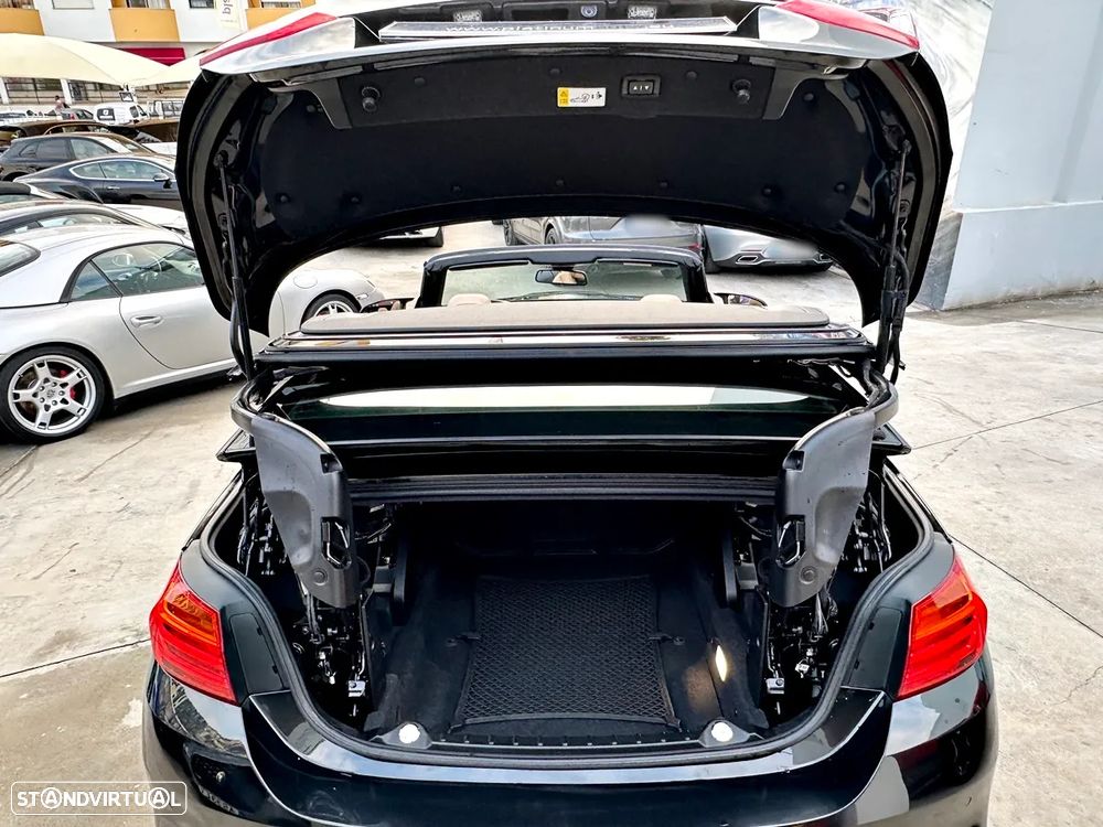 BMW M4 Auto - 35