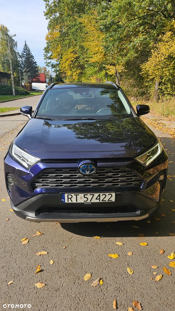 Toyota RAV4 - 6