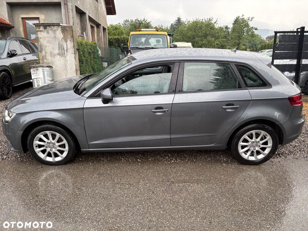Audi A3 Sportback 1.6 TDI S tronic - 16