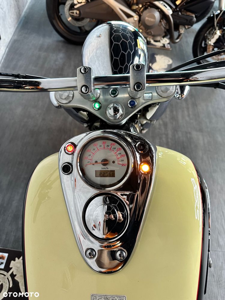 Honda Shadow - 29