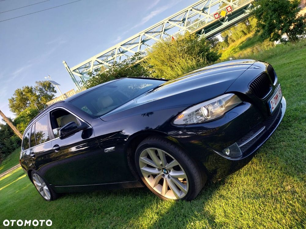 BMW Seria 5 520d Luxury Line - 1
