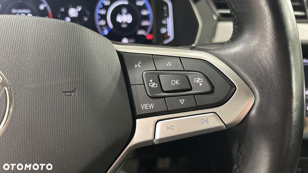 Volkswagen Passat - 23