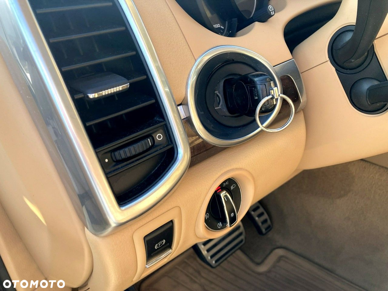 Porsche Cayenne - 29