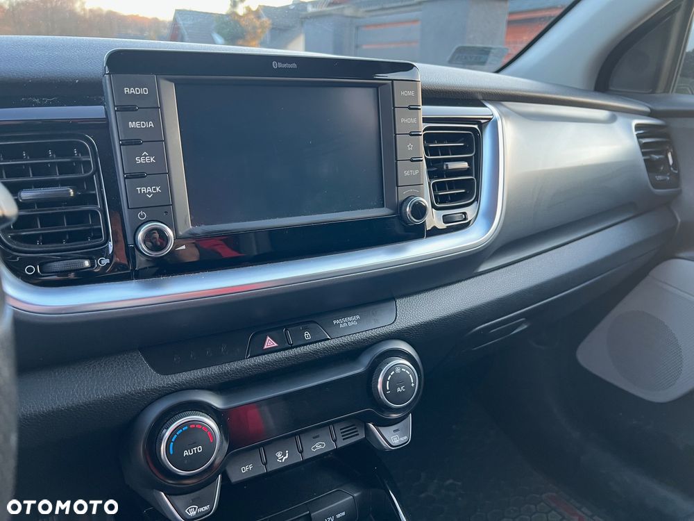 Kia Stonic 1.0 T-GDI L - 7