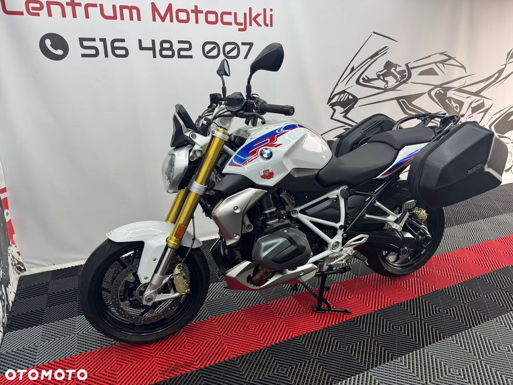 BMW R - 6
