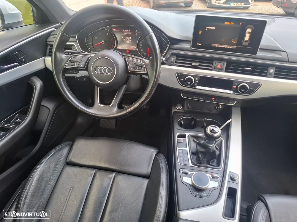 Audi A4 Avant 2.0 TDI S-line - 8
