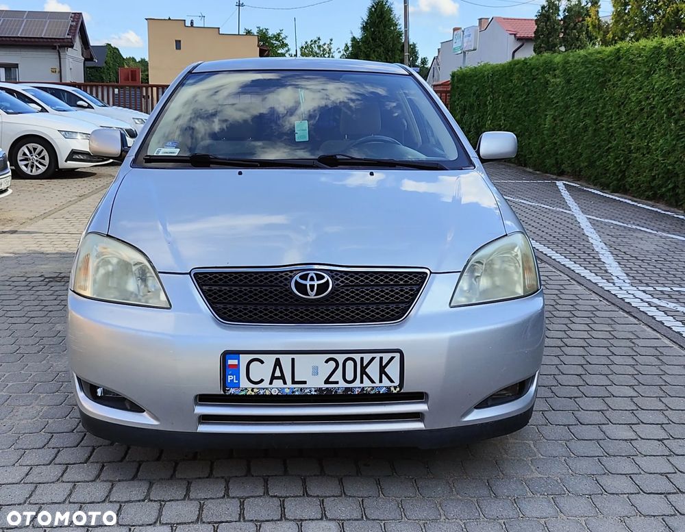 Toyota Corolla - 2