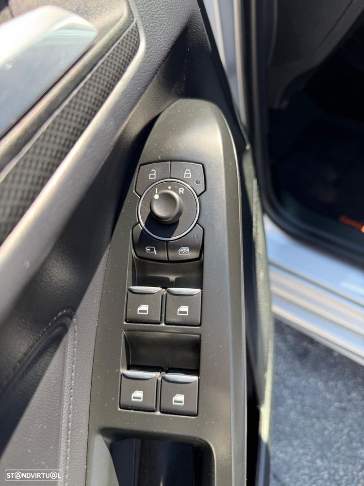 Ford Focus SW 1.0 EcoBoost MHEV ST-Line - 18