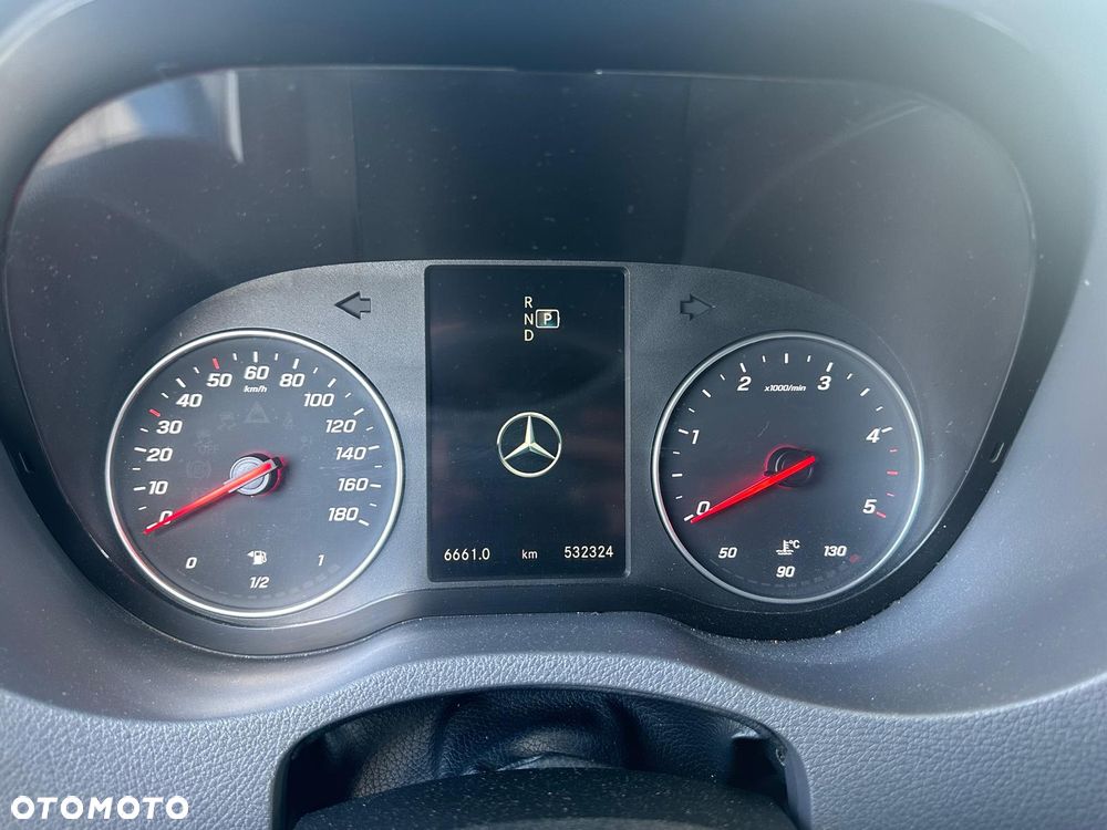 Mercedes-Benz Sprinter - 7