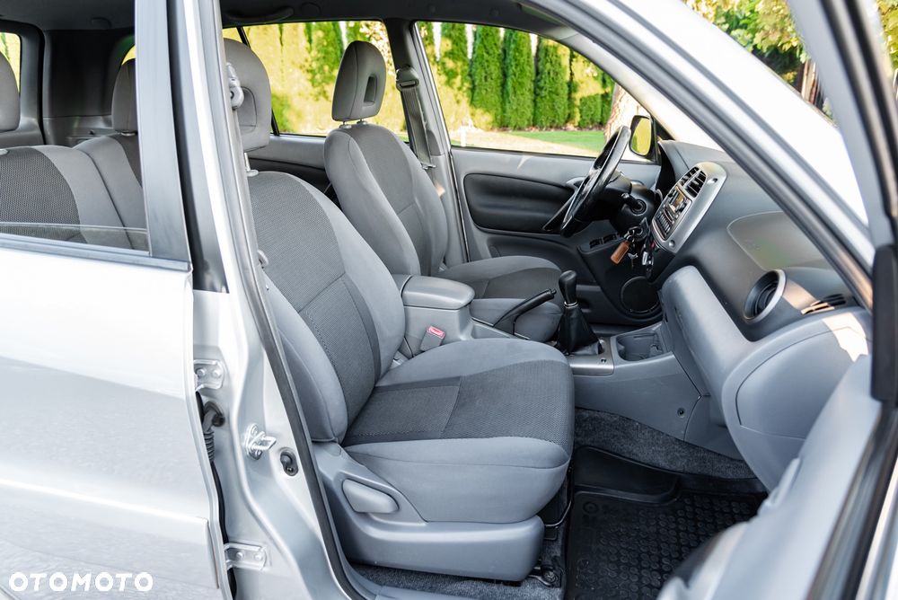 Toyota RAV4 4x4 - 24