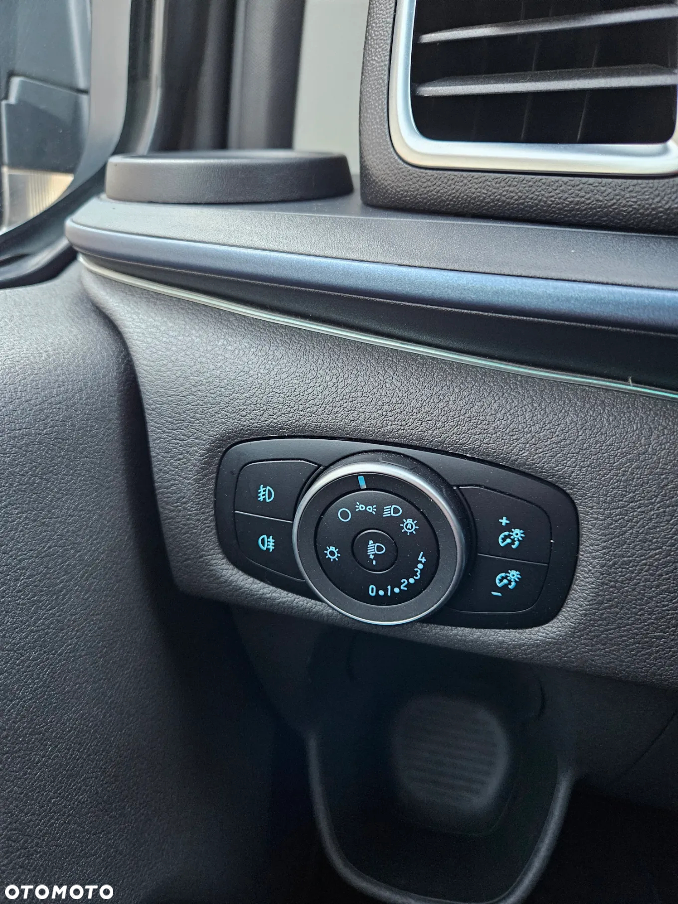 Ford Tourneo Custom 2.0 EcoBlue L2 Active SelectShift - 25