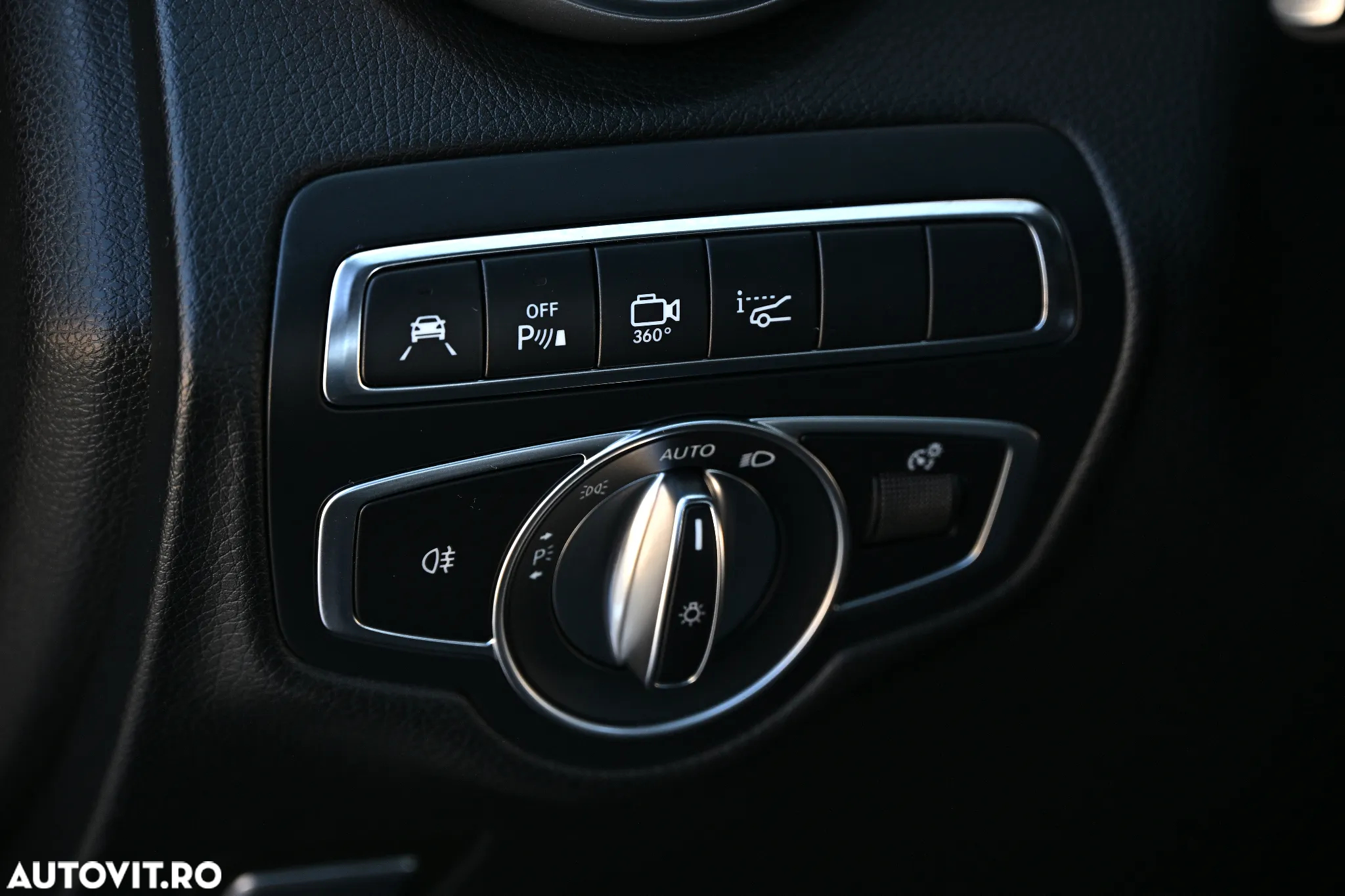 Mercedes-Benz GLC 250 d 4Matic 9G-TRONIC - 36