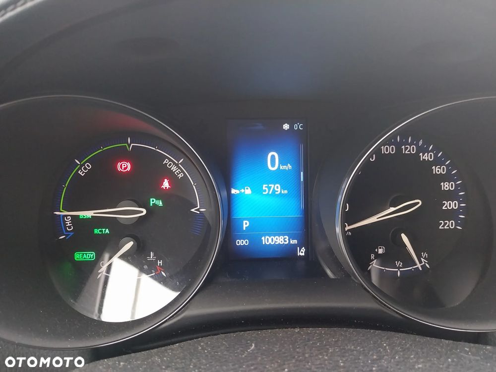 Toyota C-HR 1.8 Hybrid Neon Lime powered by JBL - 4