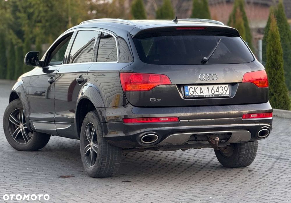 Audi Q7 - 6